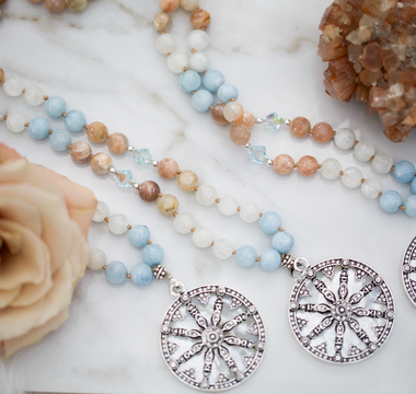How To Choose The Best Mala Necklace For You