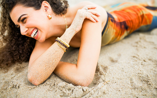 Best Jewelry for One-Shoulder Dresses